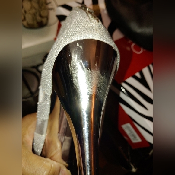 NEW STYLISH SILVER GLITTER/SHEER HEELS SHOES SIZE 12 - Picture 8 of 16